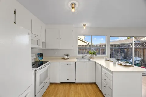 $1,288,000 | 817 Peary Lane, Foster City, CA 94404