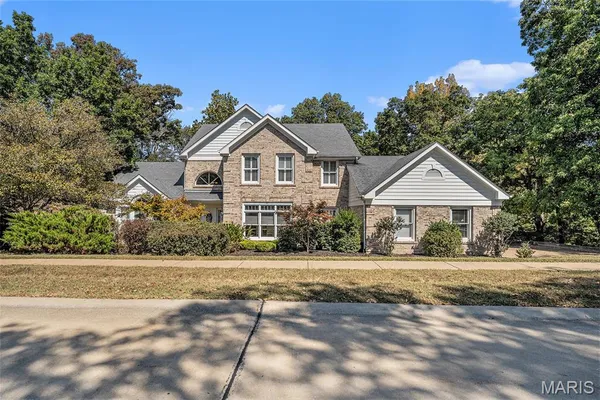 $785,000 | 17707 Hornbean Drive, Wildwood, MO 63005