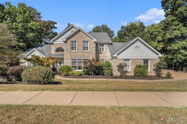 $785,000 | 17707 Hornbean Drive, Wildwood, MO 63005