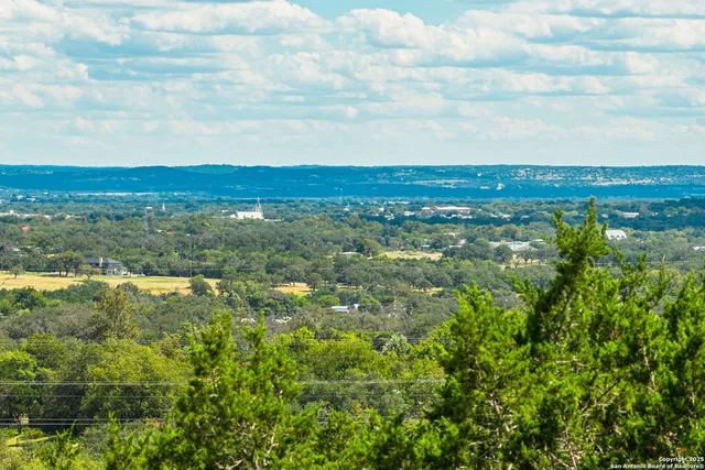 $199,000 | 1282 Balcones Drive, Fredericksburg, TX 78624