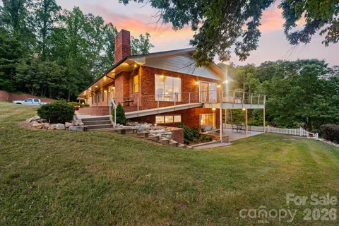 $1,299,900 | 6296 Southlake Drive, Hickory, NC 28601