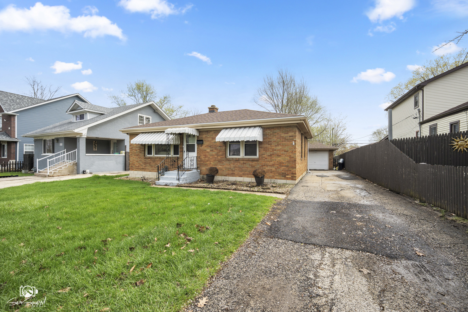 216 Emery Street Joliet, IL 60436 - Photo 2 of 21