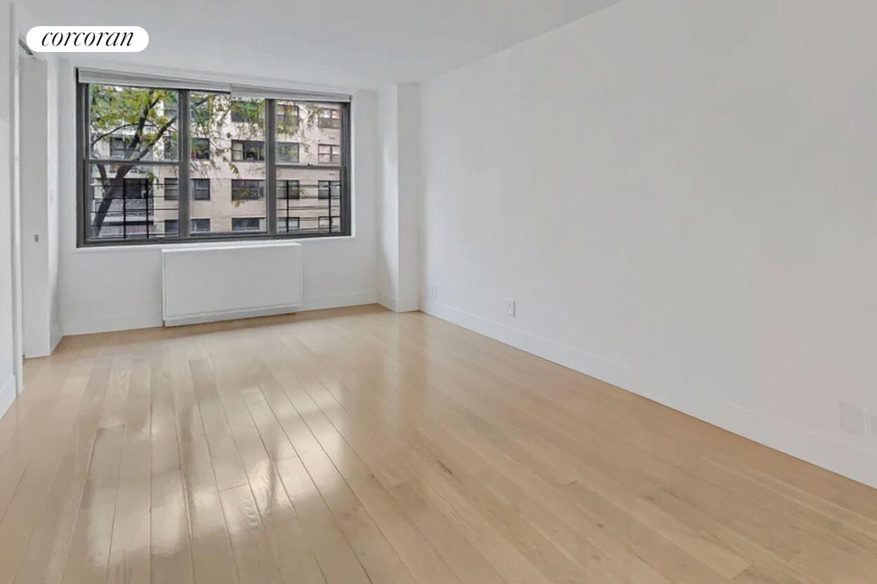 301 East 87th Street, Unit 3E Manhattan, NY 10128 - Photo 2 of 18