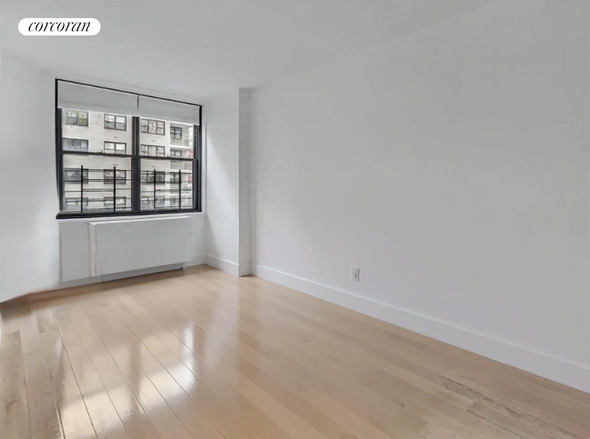 301 East 87th Street, Unit 3E Manhattan, NY 10128 - Photo 8 of 18