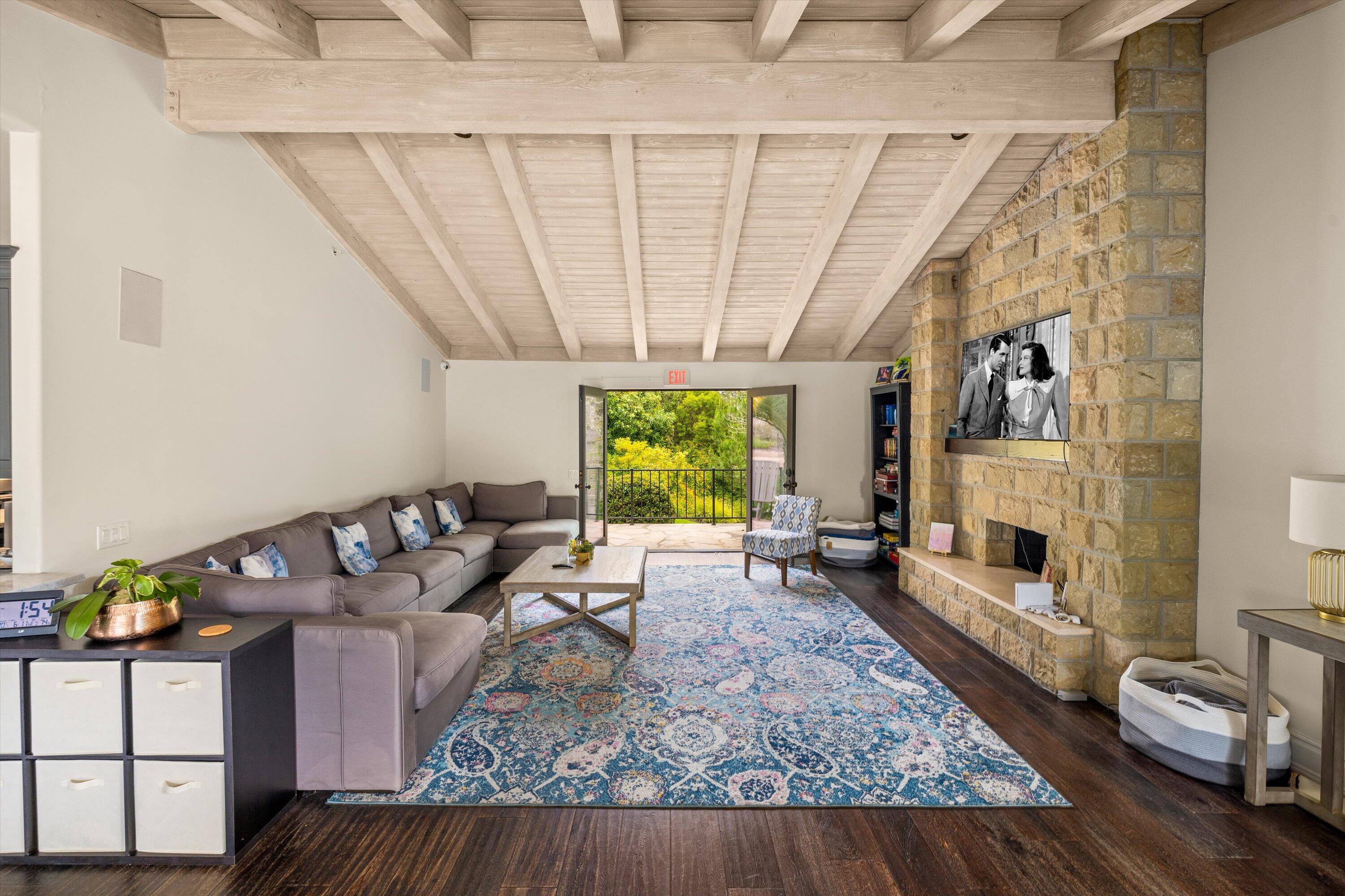 1151 Glenview Road Montecito, CA 93108 - Photo 13 of 61 Living Room with Vaulted Ceilings