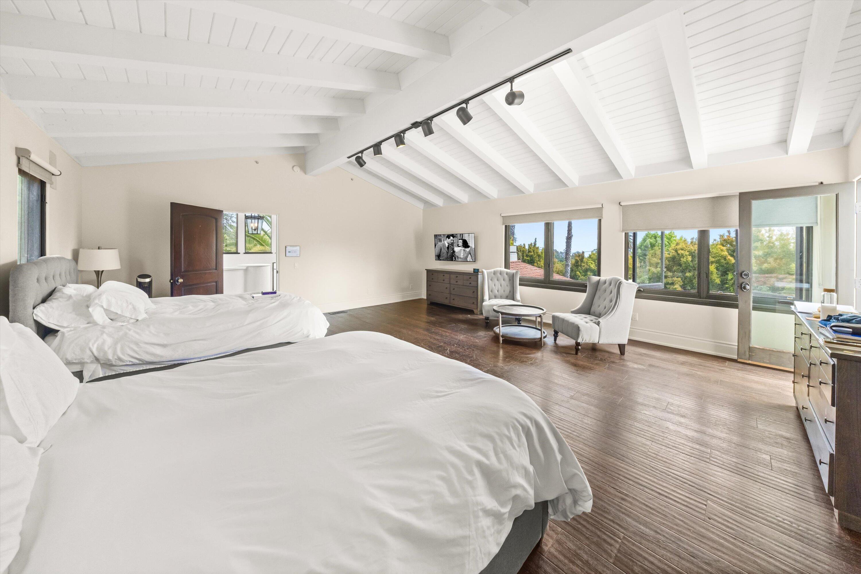 1151 Glenview Road Montecito, CA 93108 - Photo 28 of 61 Primary Bedroom