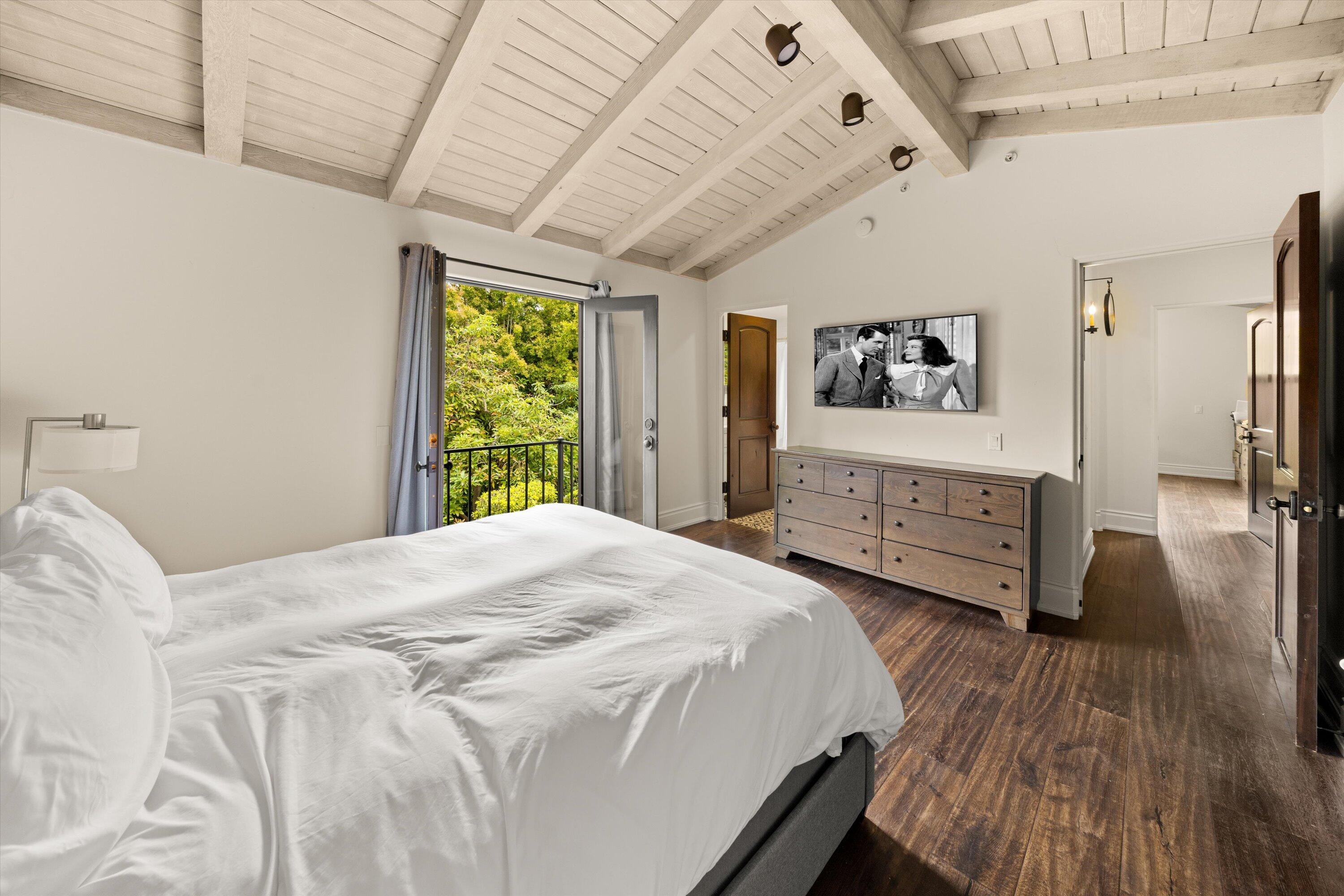 1151 Glenview Road Montecito, CA 93108 - Photo 34 of 61 Bedroom 2 - En Suite