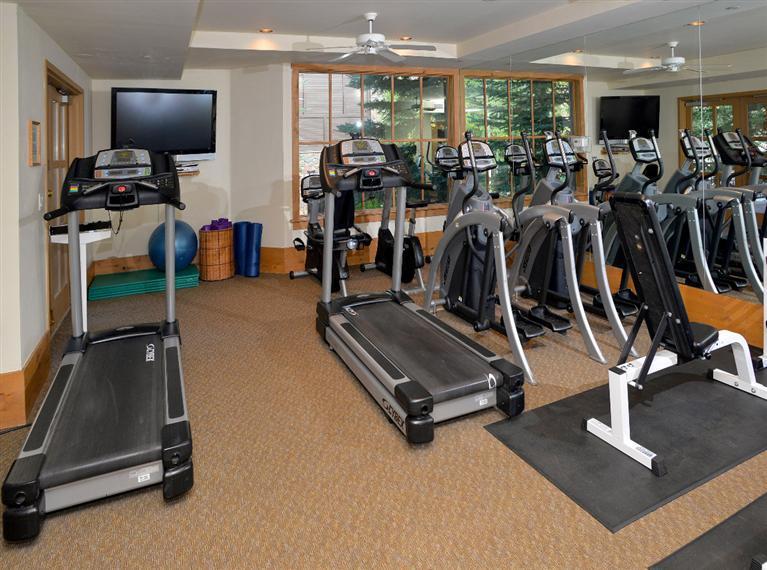 63 Avondale Lane, Unit R215 Beaver Creek, CO 81620 - Photo 21 of 26 a view of a room with gym equipment