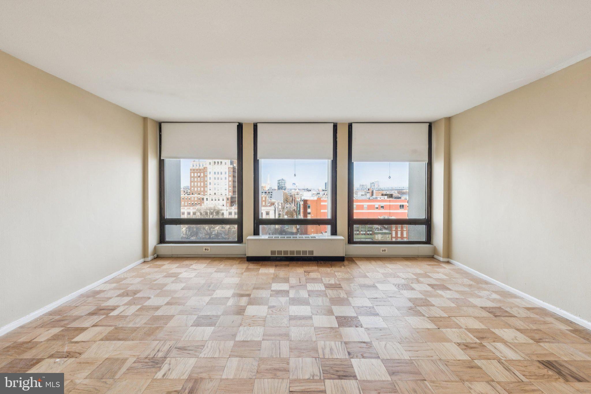 200 Locust Street, Unit 9CN Philadelphia, PA 19106 - Photo 2 of 17