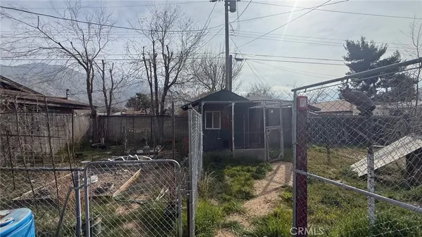 a view of a pathway of a house