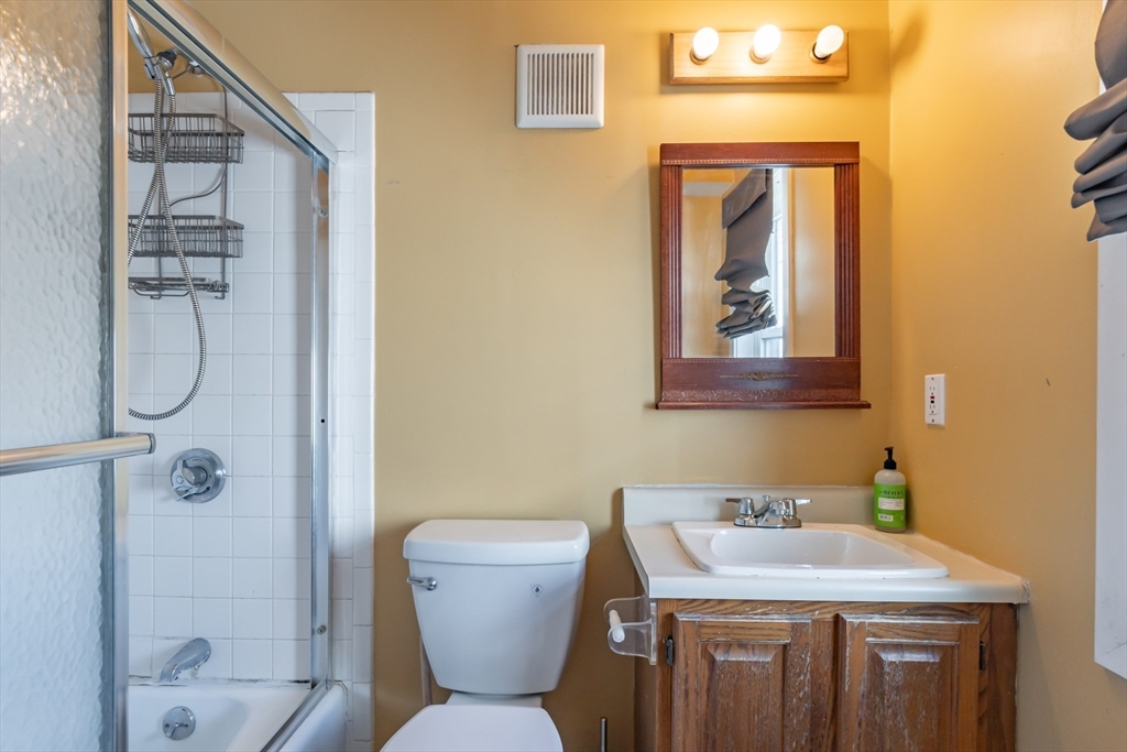 633 Riverside Avenue, Unit 8 Haverhill, MA 01830 - Photo 14 of 42 Gallery Image 14