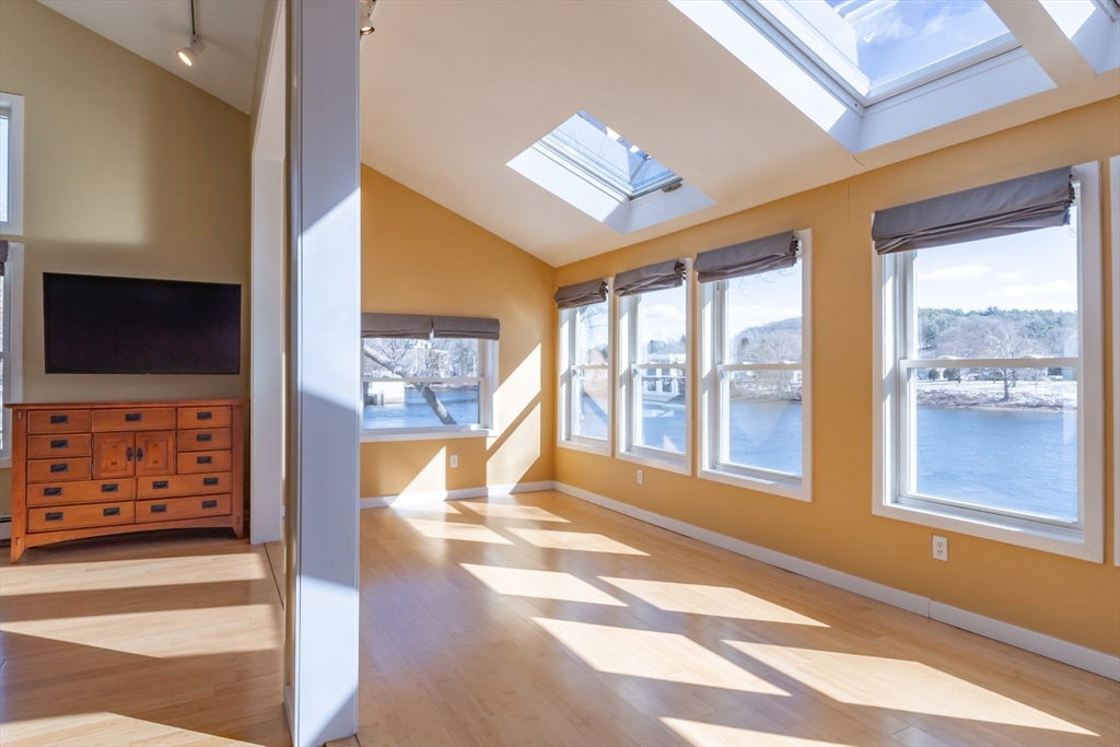 633 Riverside Avenue, Unit 8 Haverhill, MA 01830 - Photo 3 of 42 Gallery Image 3