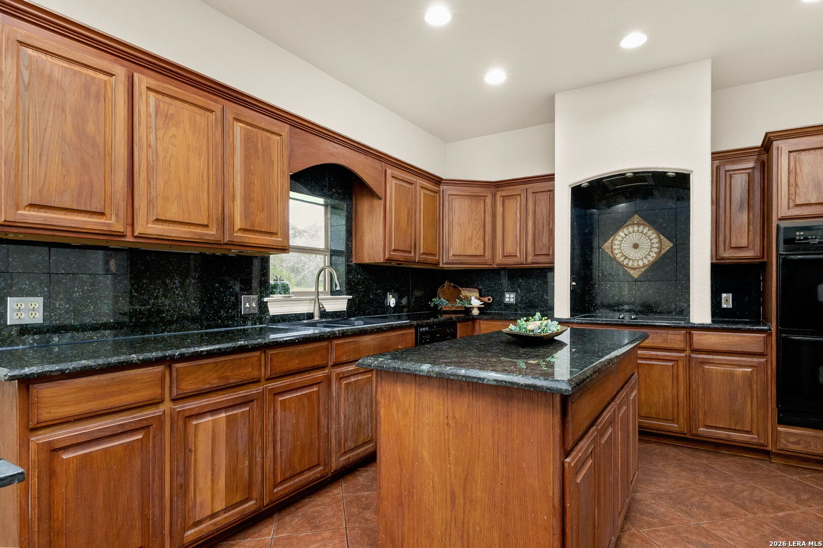 321 Lantana Ridge Spring Branch, TX 78070 - Photo 10 of 34