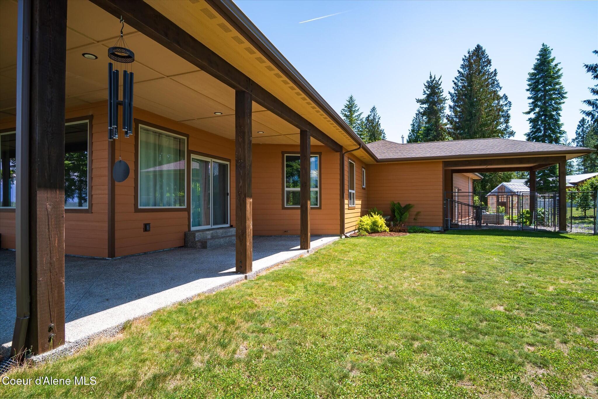 153 Ocean Front Place Naples, ID 83847 - Photo 34 of 67 037-JAL00893-HDR
