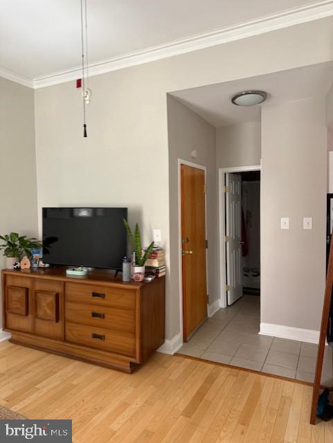 1504 Mt Vernon Street, Unit 2F Philadelphia, PA 19130 - Photo 5 of 7 a living room with furniture and flat screen tv
