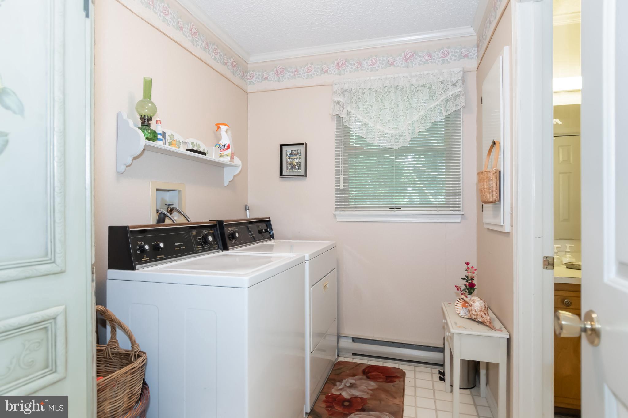 8562 Northbend Road Easton, MD 21601 - Photo 54 of 60 Guest house laundry