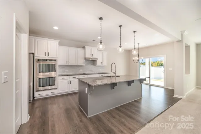 $455,000 | 3151 Pinehills Wy., Mount Holly, NC 28120