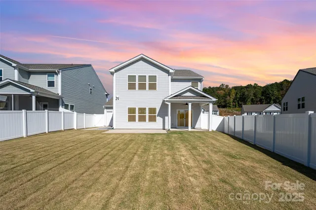 $455,000 | 3151 Pinehills Wy., Mount Holly, NC 28120