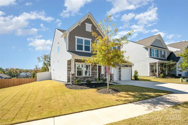 $455,000 | 3151 Pinehills Wy., Mount Holly, NC 28120