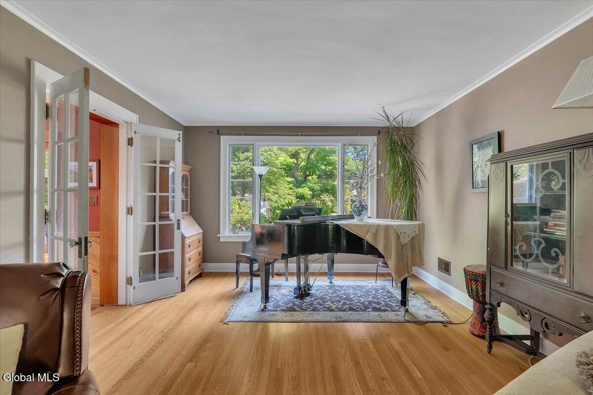 19 Sunnyside Road Scotia, NY 12302 - Photo 14 of 72 18-P1502652