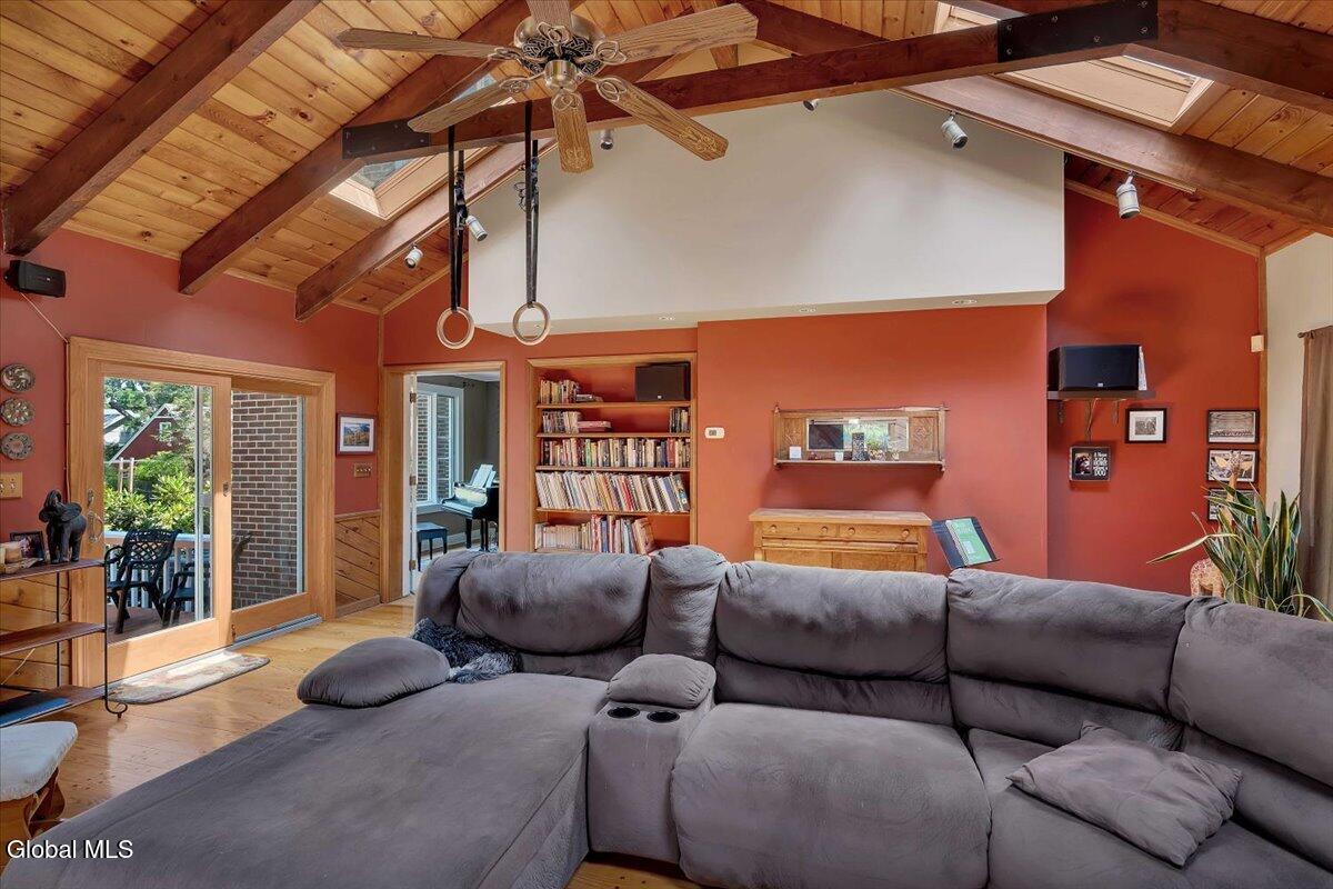 19 Sunnyside Road Scotia, NY 12302 - Photo 26 of 72 30-P1502892