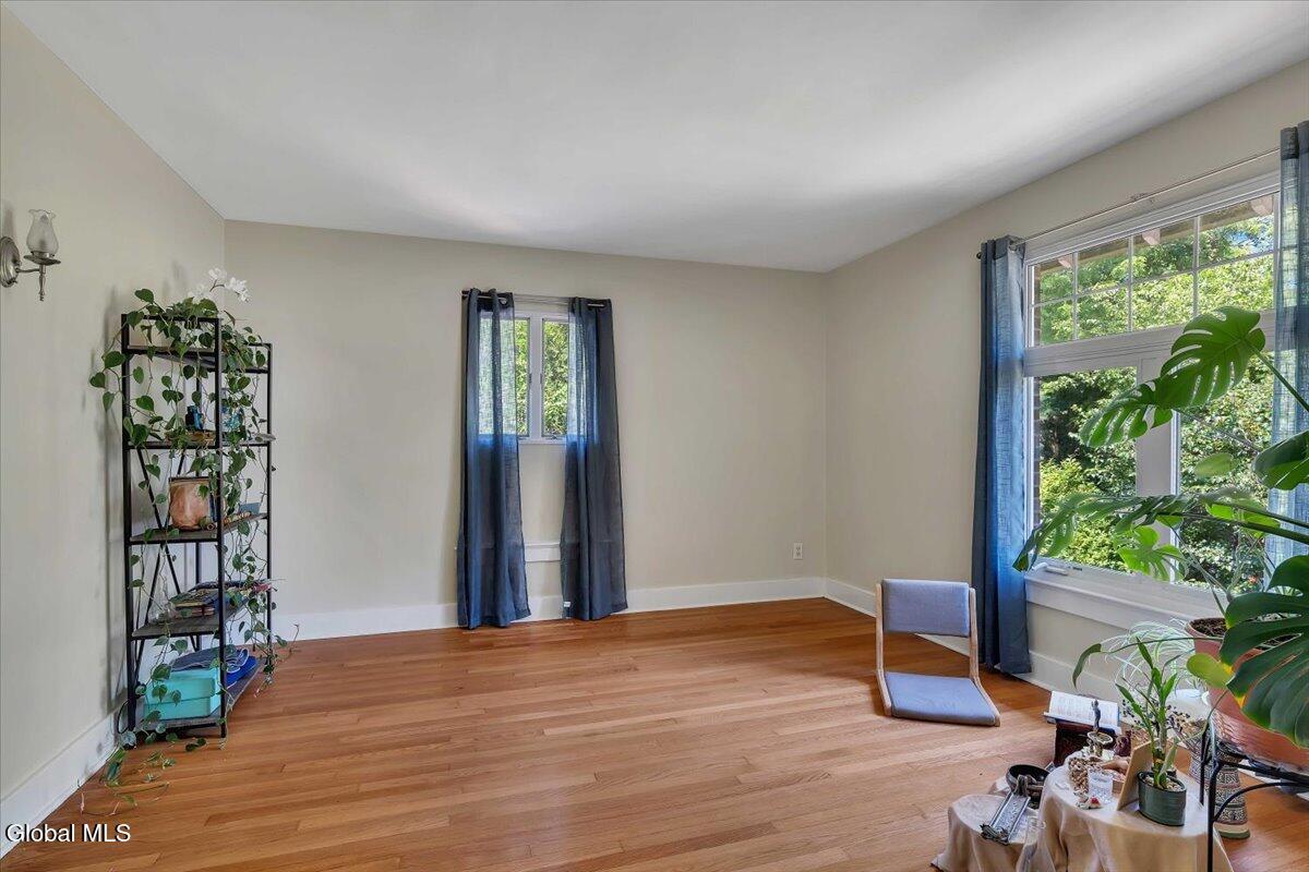 19 Sunnyside Road Scotia, NY 12302 - Photo 33 of 72 37-P1502774