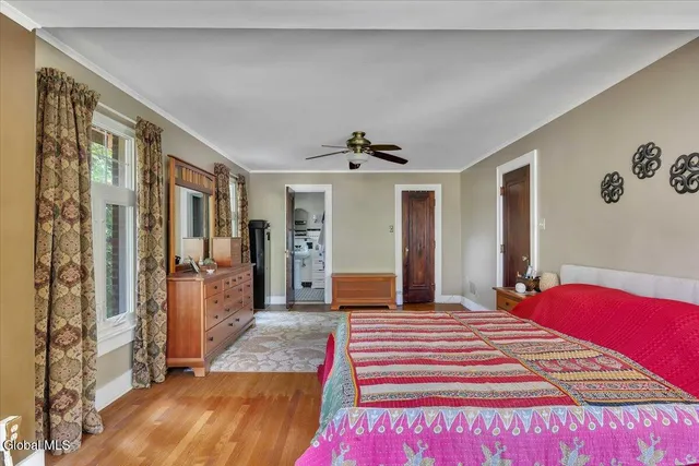 $575,000 | 19 Sunnyside Road, Scotia, NY 12302