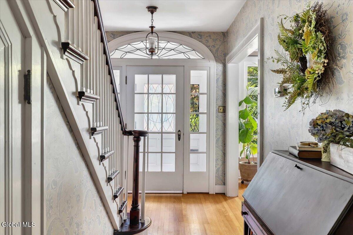 19 Sunnyside Road Scotia, NY 12302 - Photo 5 of 72 07-P1502700