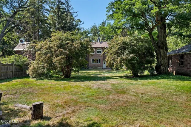 $575,000 | 19 Sunnyside Road, Scotia, NY 12302