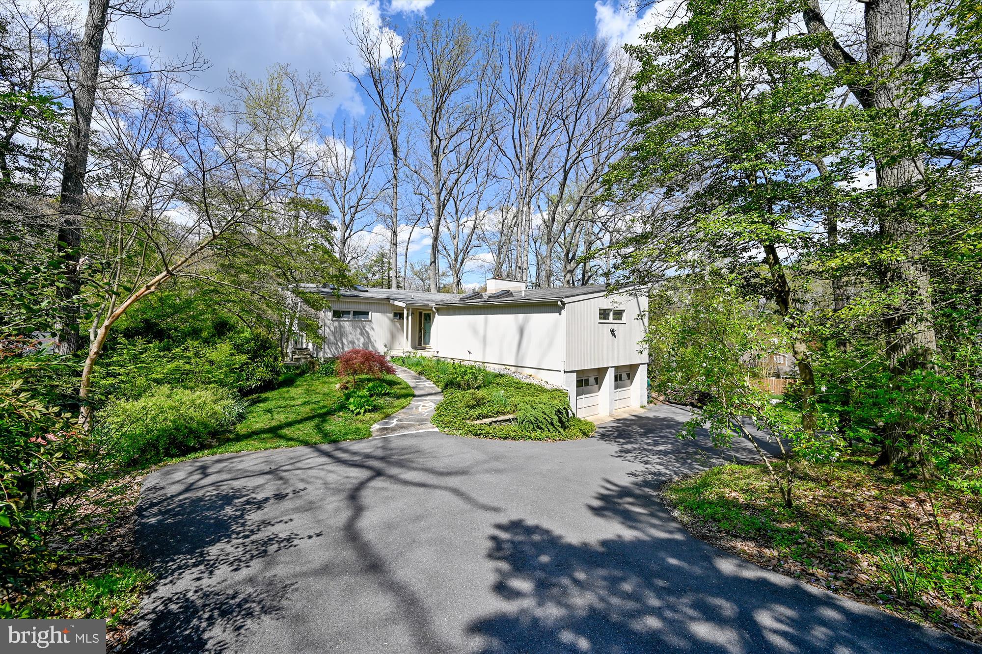 8 Waters Road Severna Park, MD 21146 - Photo 2 of 49 Gallery Image 2