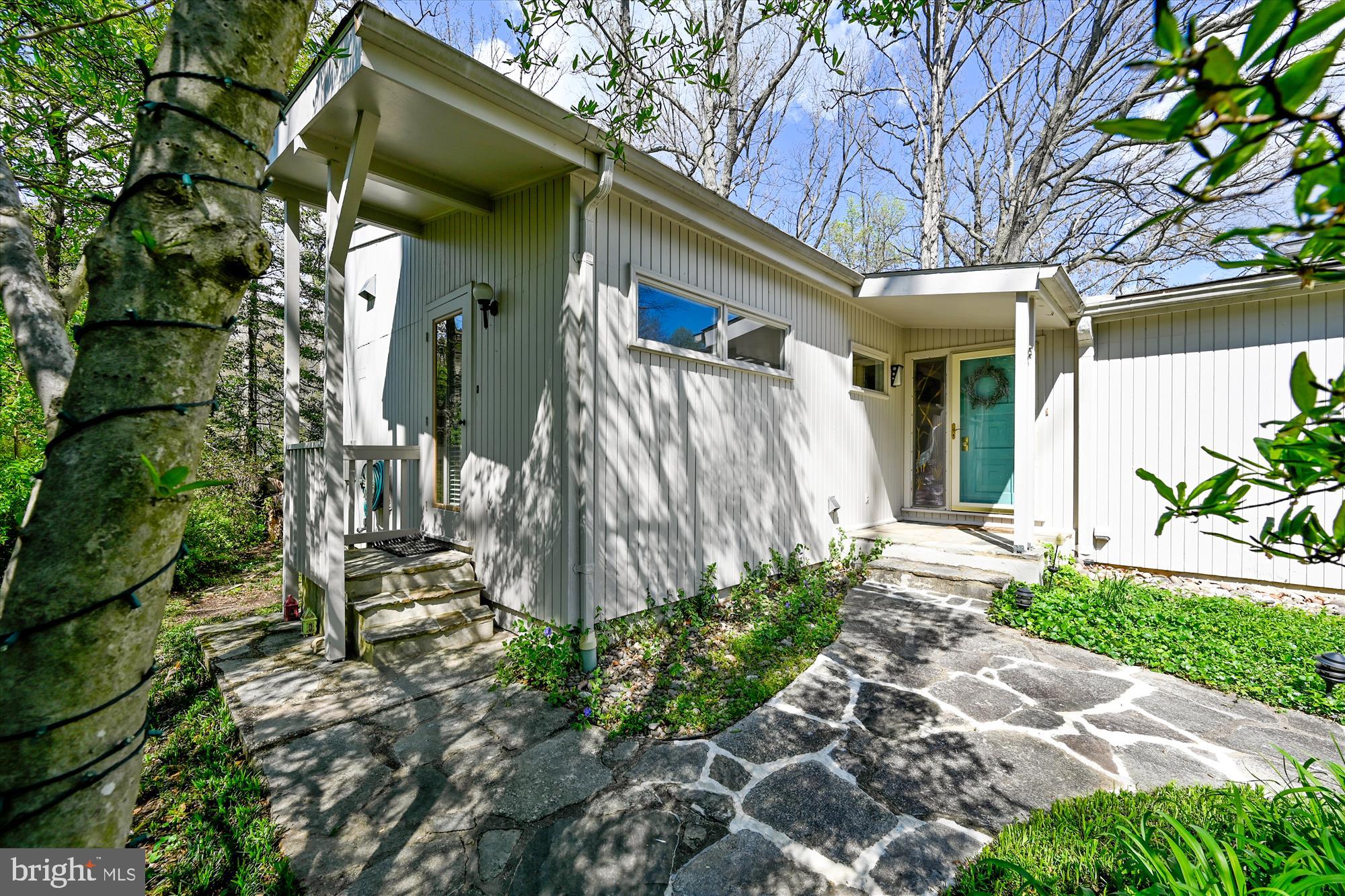 8 Waters Road Severna Park, MD 21146 - Photo 4 of 49 Gallery Image 4