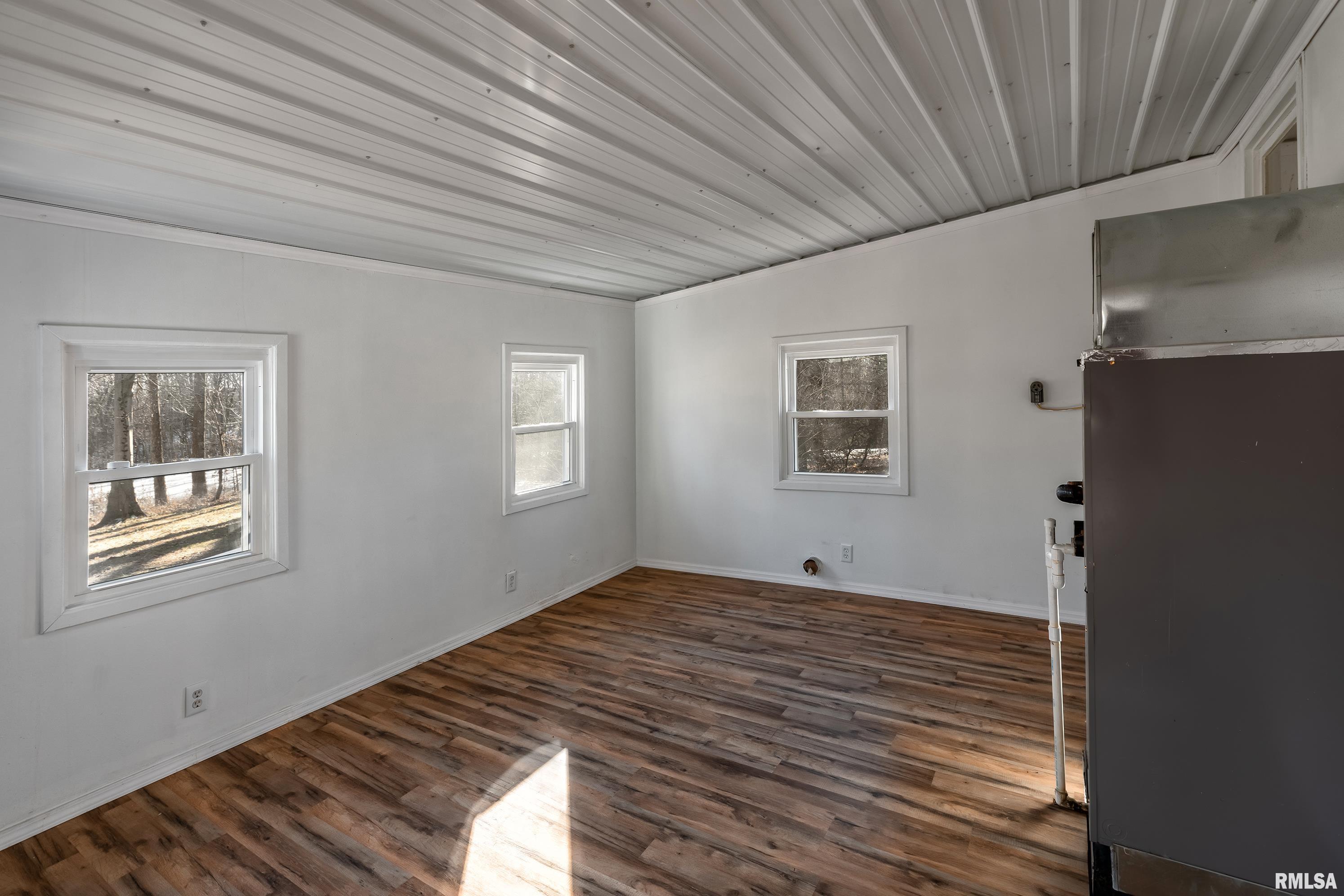988 Glenn Road Murphysboro, IL 62966 - Photo 15 of 24 Gallery Image 15