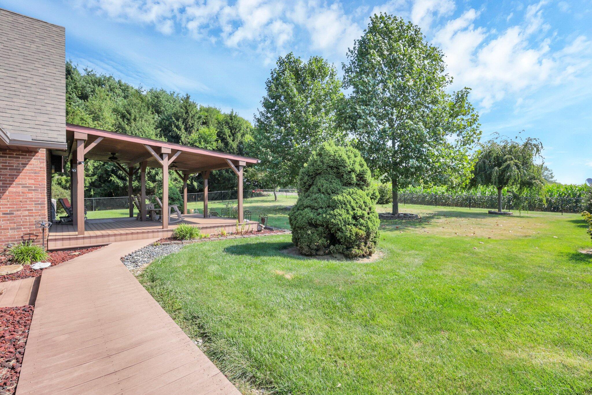 7430 Richardson Road Groveport, OH 43125 - Photo 35 of 40 View of Backyard