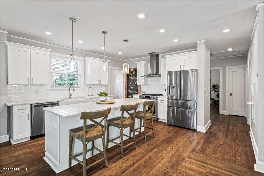 2515 Pineridge Road Jacksonville, FL 32207 - Photo 4 of 44 2515 Pineridge Rd (24).jpg-SMALL