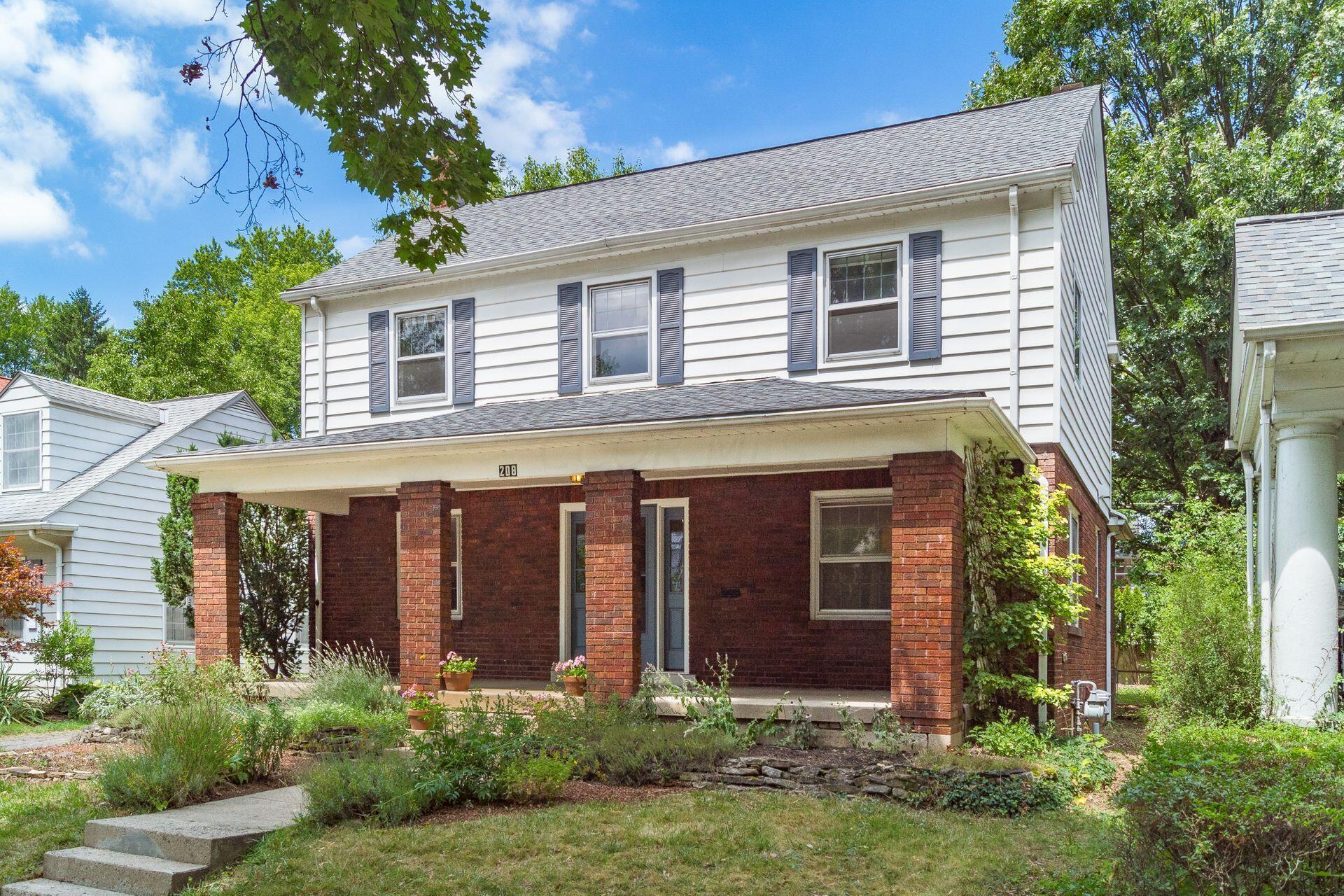 208 Glencoe Road Columbus, OH 43214 - Photo 2 of 44 002_ Rd Columbus OH 43214 USA