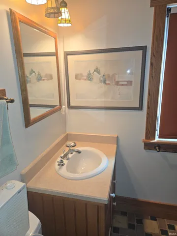 $259,500 | 489 Highway 68, Lynnville, IN 47619