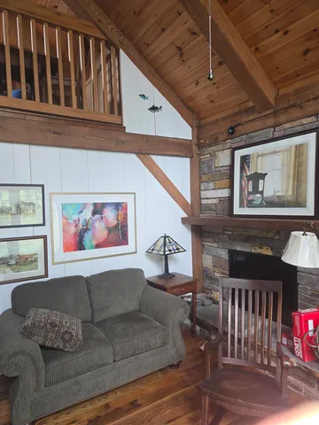 $259,500 | 489 Highway 68, Lynnville, IN 47619