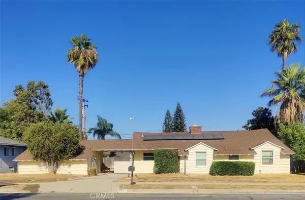 $574,999 | 827 North Sycamore Avenue, Rialto, CA 92376
