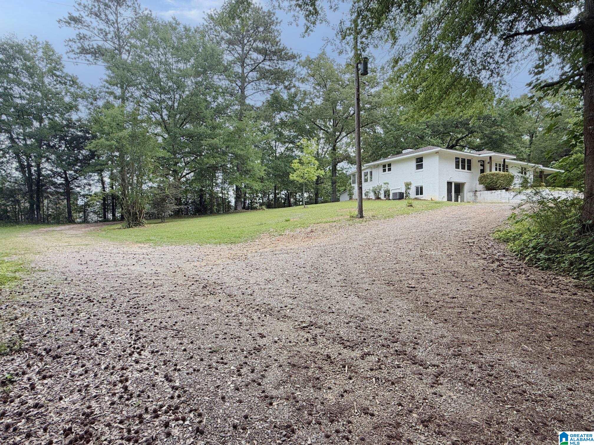 1163 McIntosh Road Oxford, AL 36203 - Photo 4 of 44 Gallery Image 4