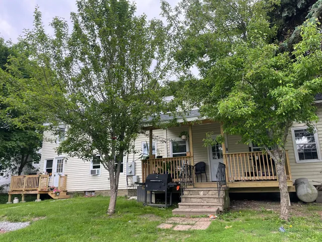 $350,000 | 80 Pleasant Street, Rockland, ME 04841