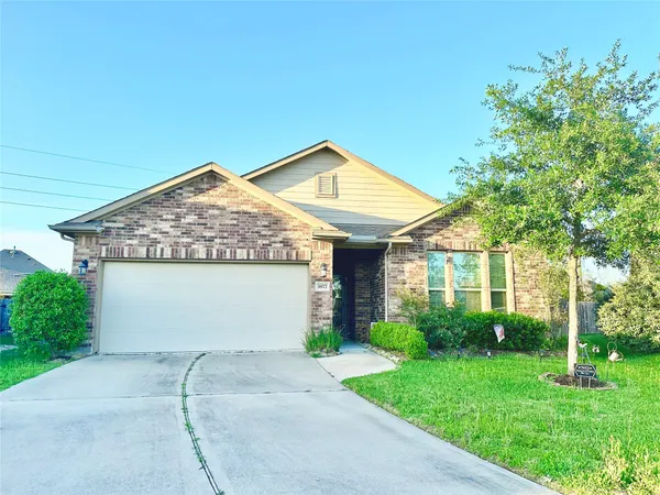 $2,400 | 3877 Enchanted Timbers Lane, Spring, TX 77386