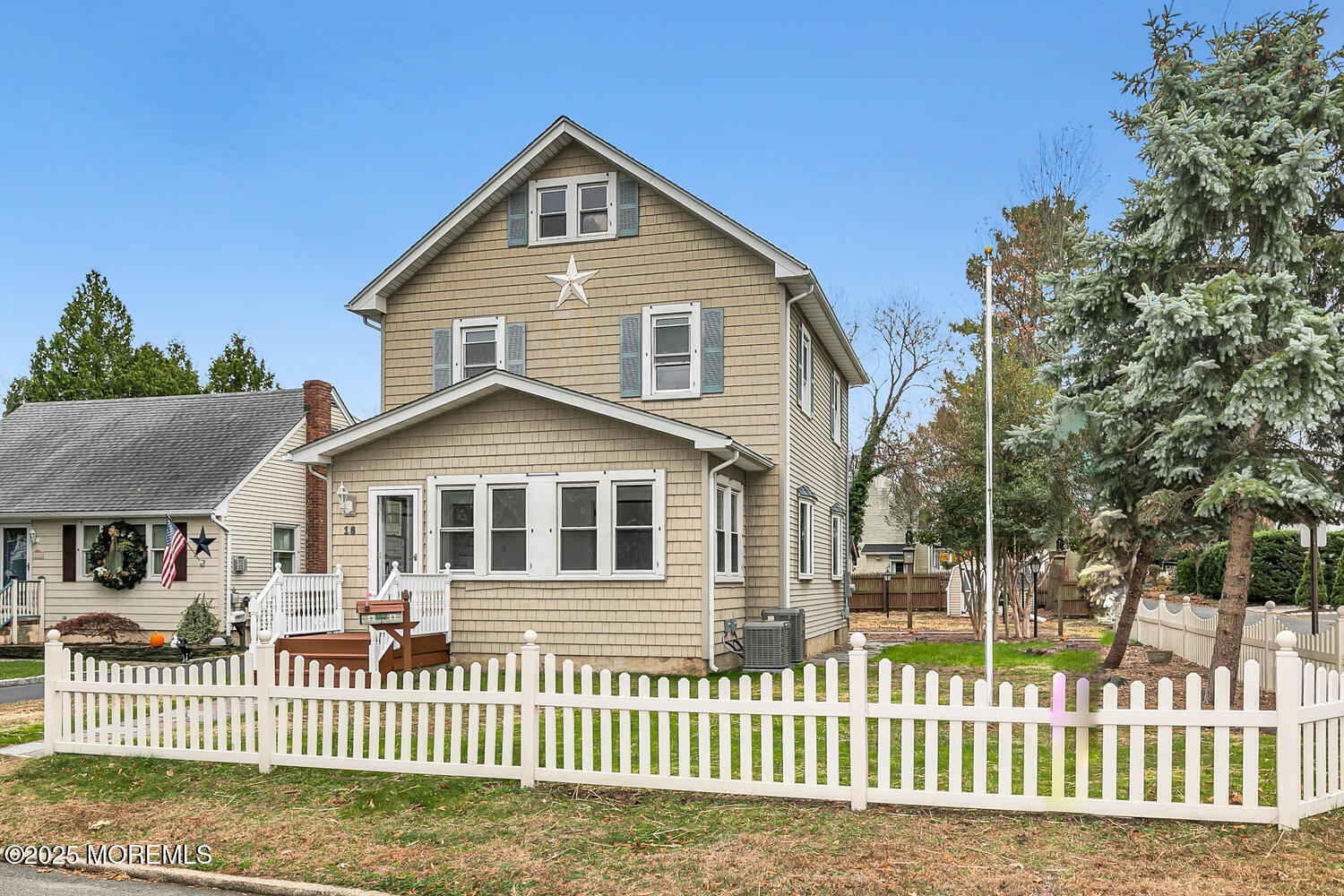 18 Holly St Rumson NJ 07760-large-027-03