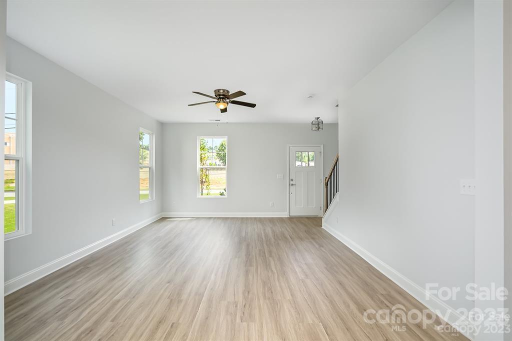 1004 Helms Road Charlotte, NC 28214 - Photo 8 of 43 Gallery Image 8