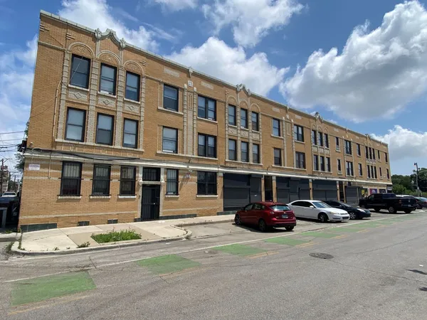 $1,900,000 | 1-15 North Keeler Avenue, Chicago, IL 60624