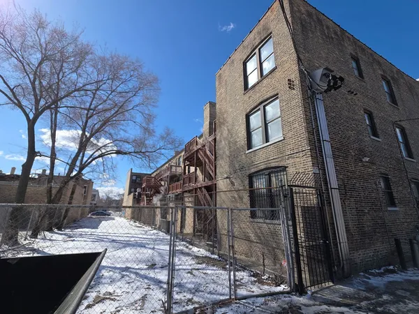$1,900,000 | 1-15 North Keeler Avenue, Chicago, IL 60624