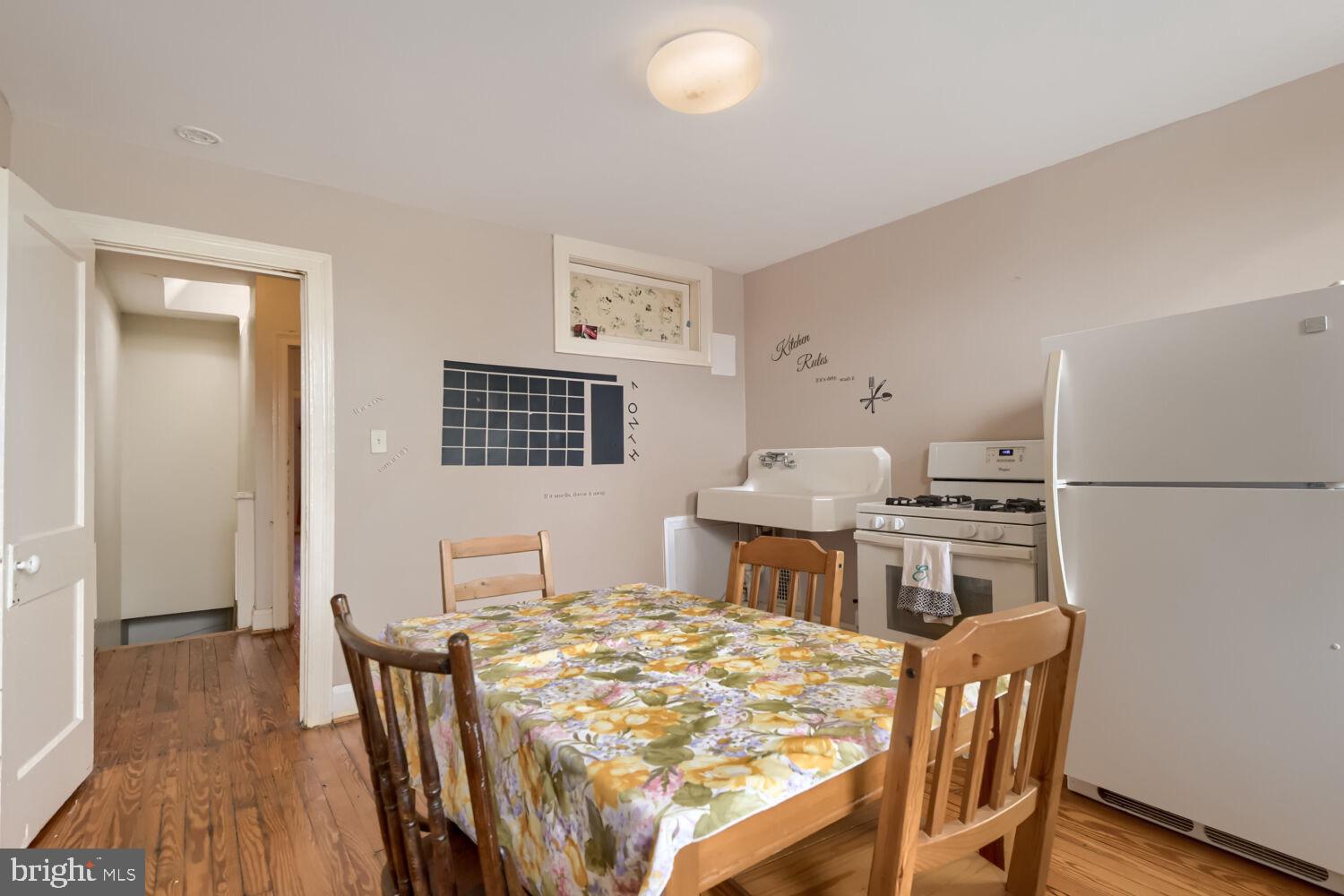 2807 East Biddle Street Baltimore, MD 21213 - Photo 7 of 17