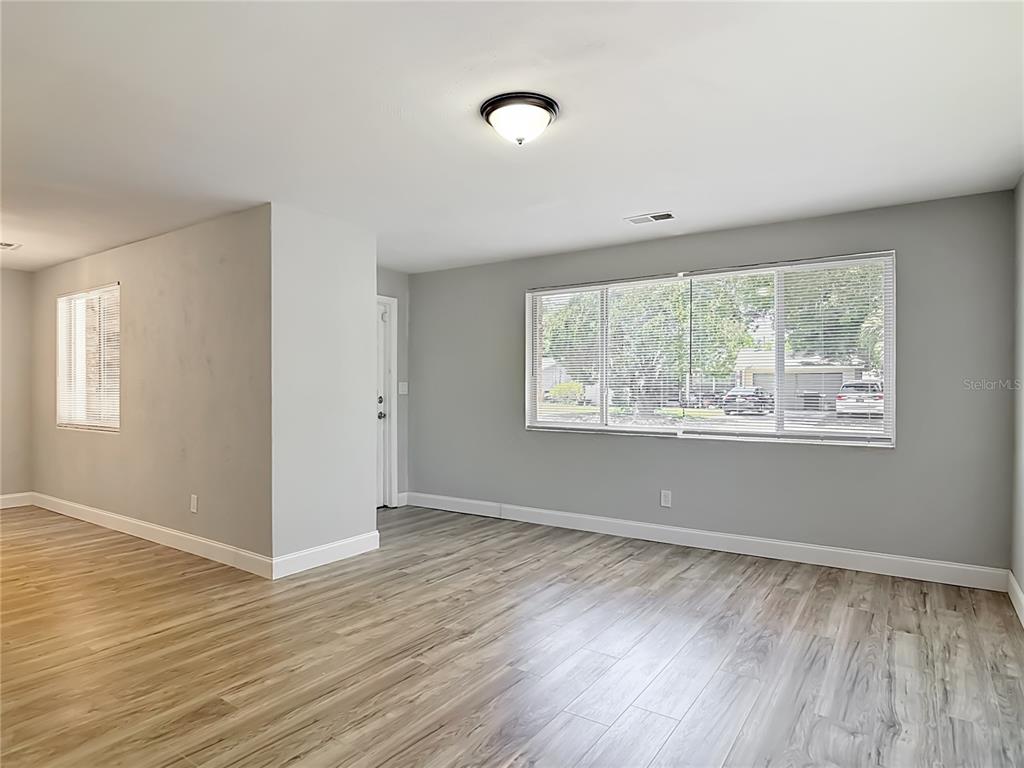 1495 Granada Avenue Daytona Beach, FL 32117 - Photo 3 of 52