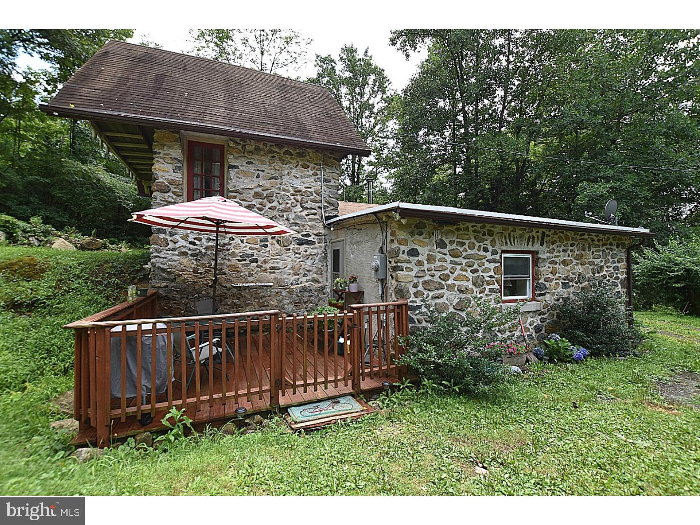 378 Landis Store Road Boyertown, PA 19512 - Photo 4 of 22 Gallery Image 4