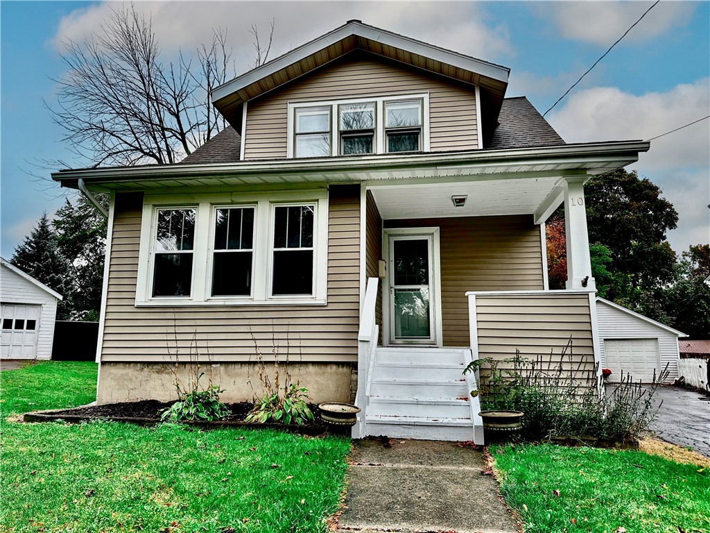 10 Warner Park Le Roy, NY 14482 - Photo 3 of 30