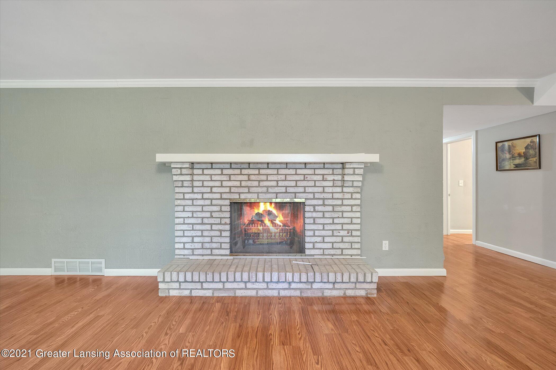 4005 Barton Road Lansing, MI 48917 - Photo 26 of 32 27-4005 Barton Rd-Windowstill Real Estat